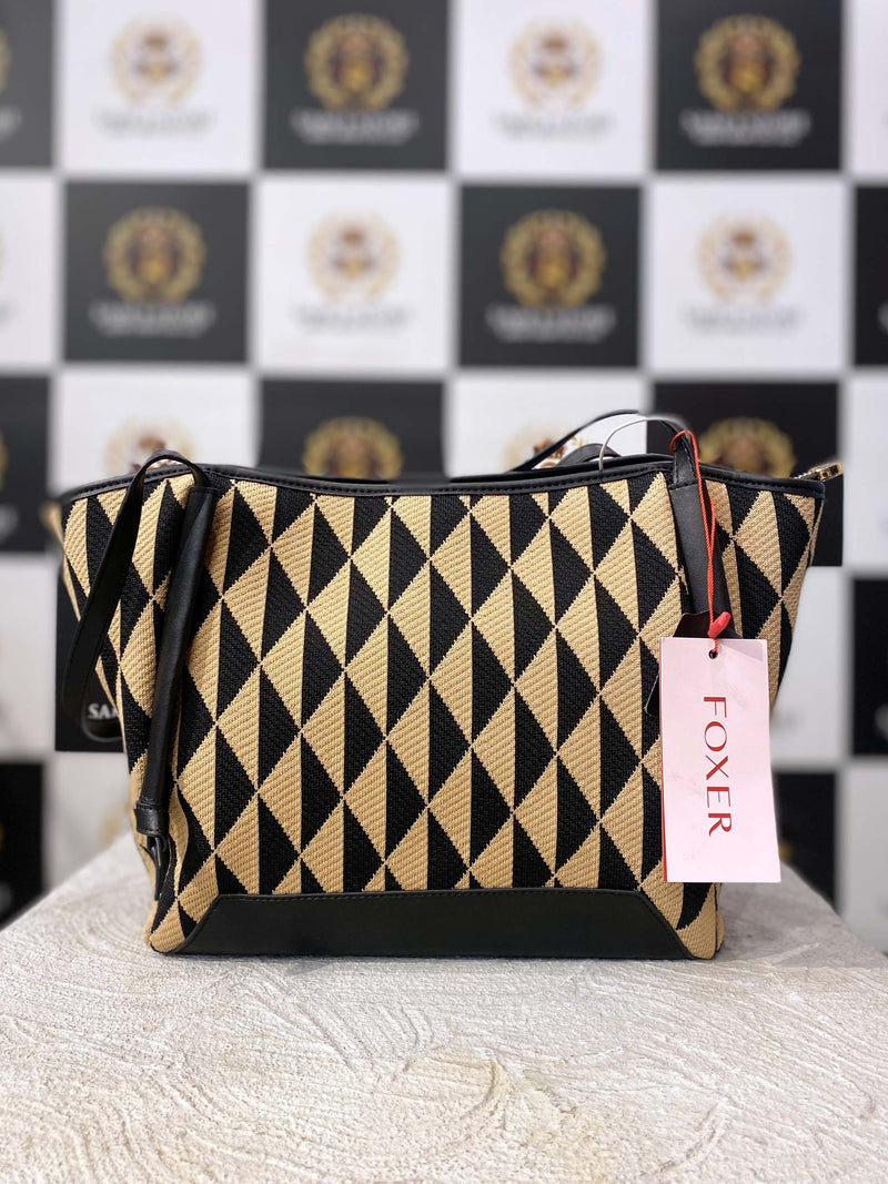 Elegant Diamond Pattern Shoulder Handbag