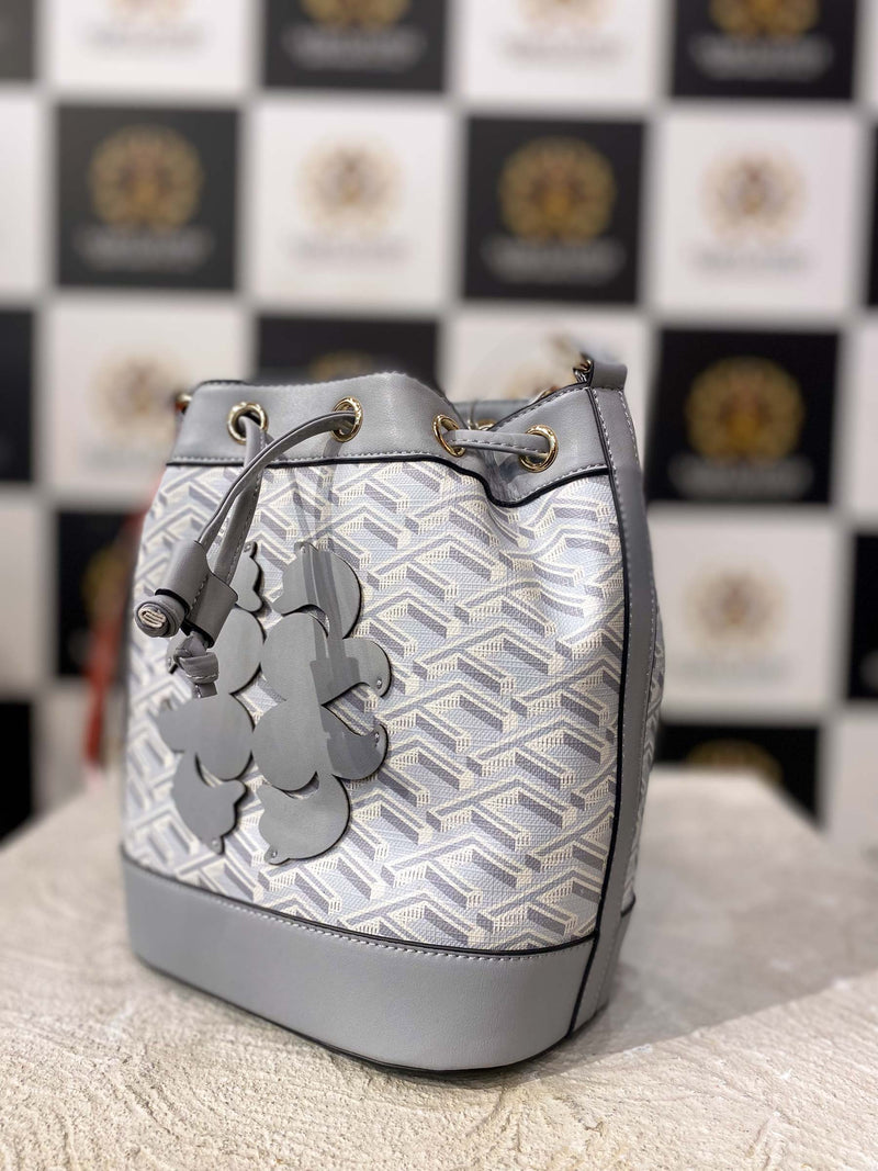 Elegant Chic Crossbody Handbag