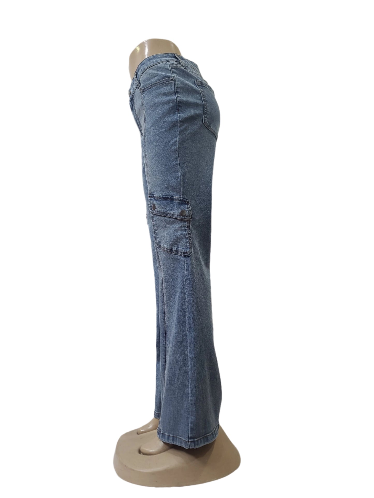 No Boundaries Unisex Flared Denim Cargo Pants – Size Medium