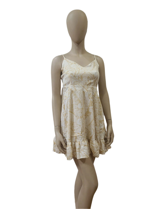 Boohoo beige paisley sleeveless mini dress with v-neck – medium size