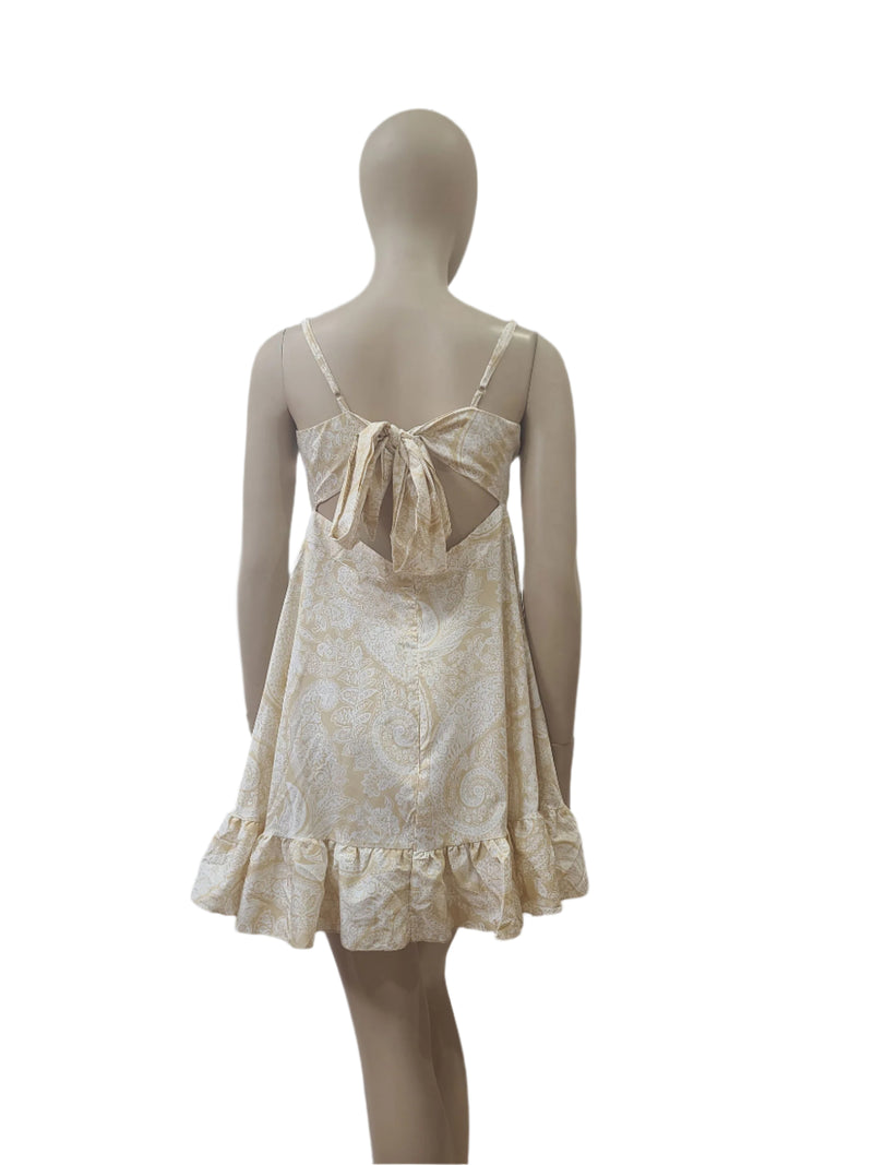 Boohoo Beige Paisley Sleeveless Mini Dress – Medium