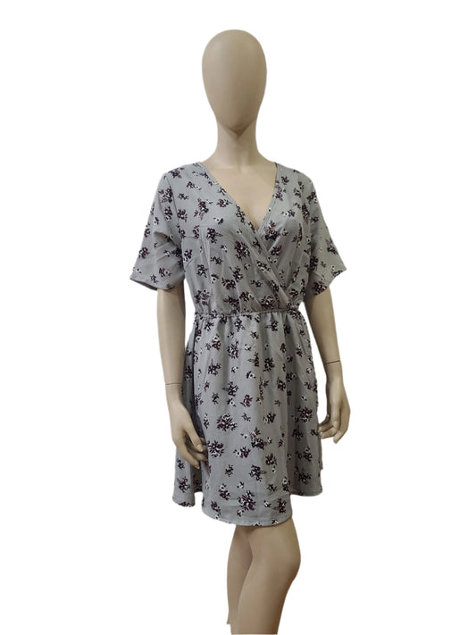 New Look grey floral